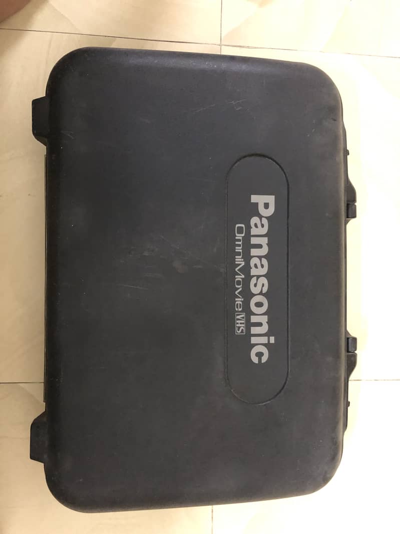 Used video camera 1