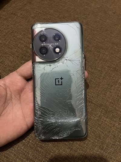One Plus 11 motherboard