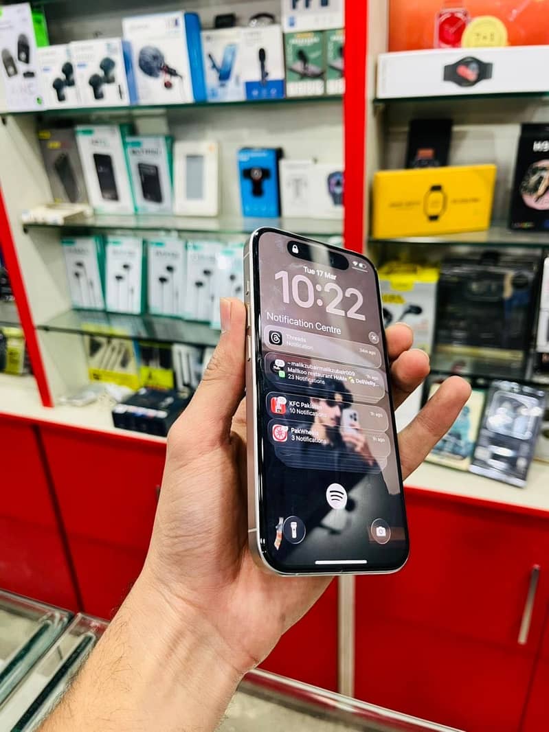 Apple iPhone 15 Pro 5