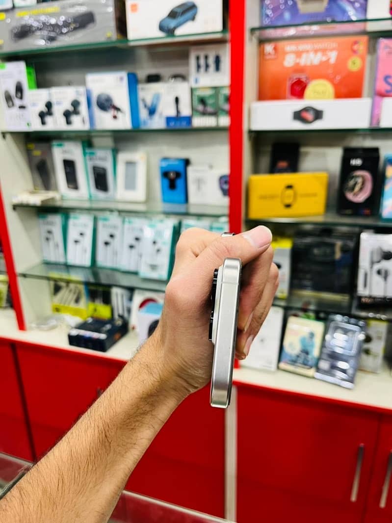 Apple iPhone 15 Pro 9