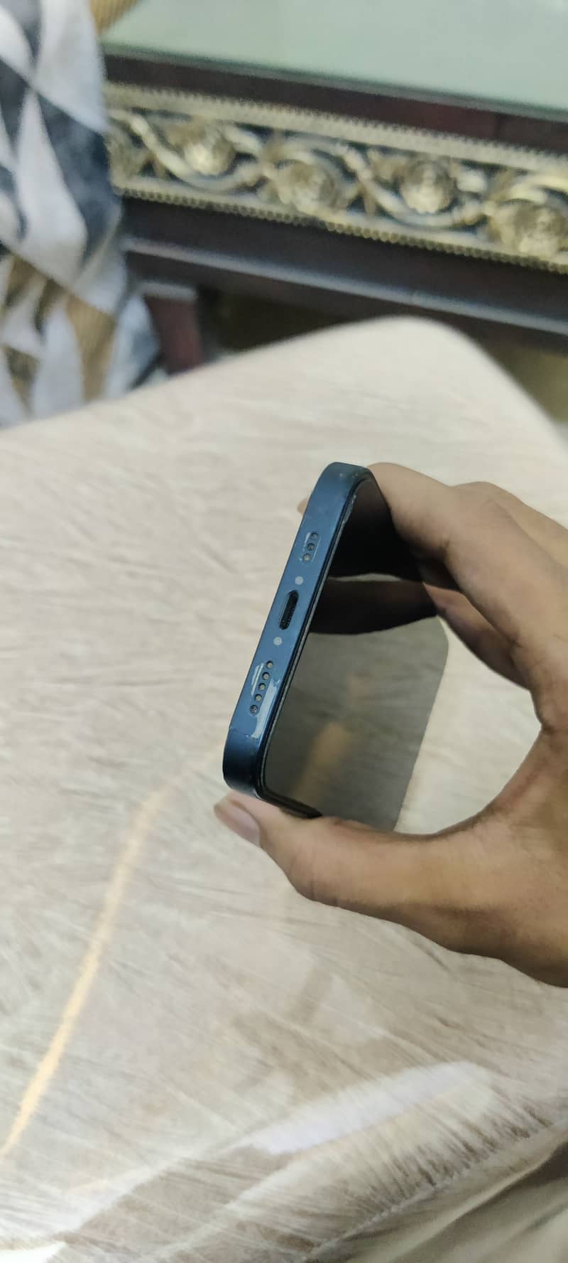 Apple iPhone 13 JV 4
