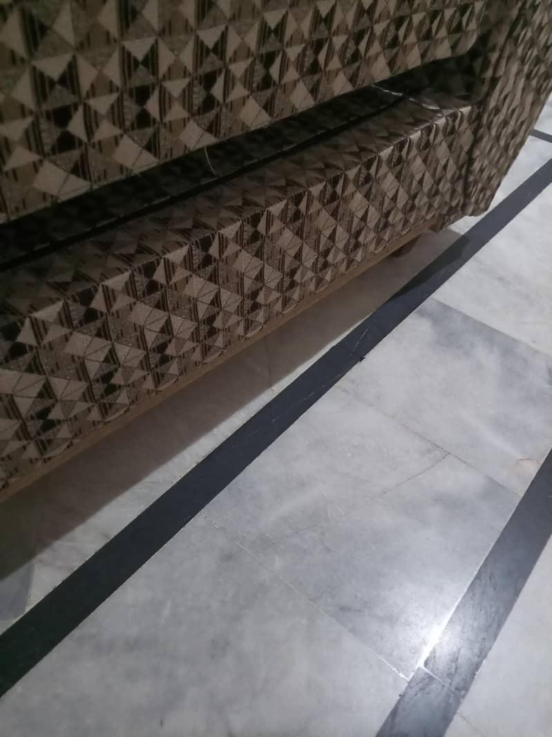 Sofa combed 6