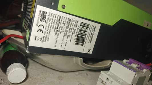 infinix 5.5 kilo hybrid solar inverter mppt 100 ampere want to sale