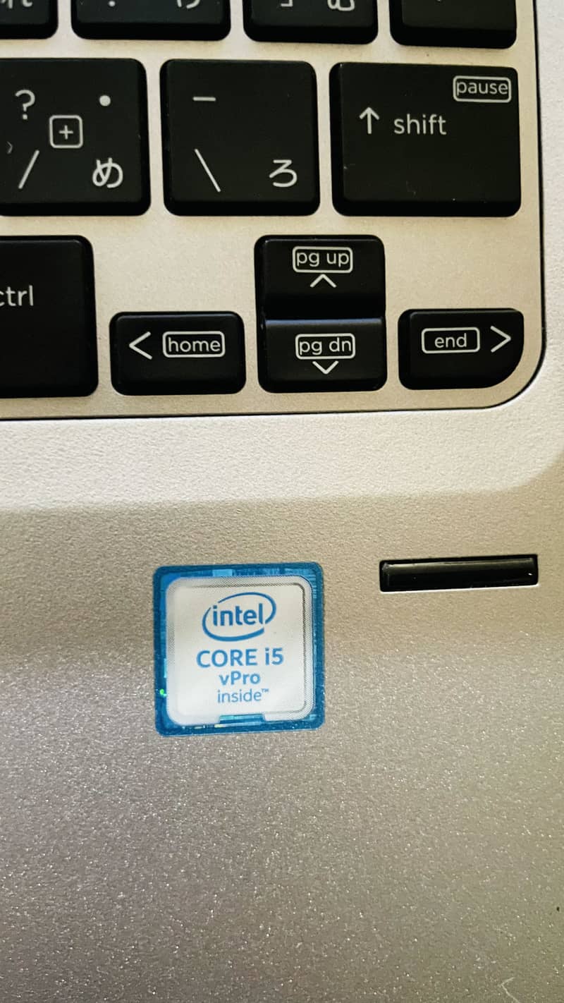 HP Core i5 touch screen 0