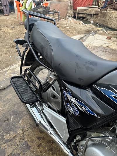 Suzuki Gs 150