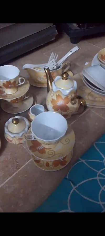 Dinner set