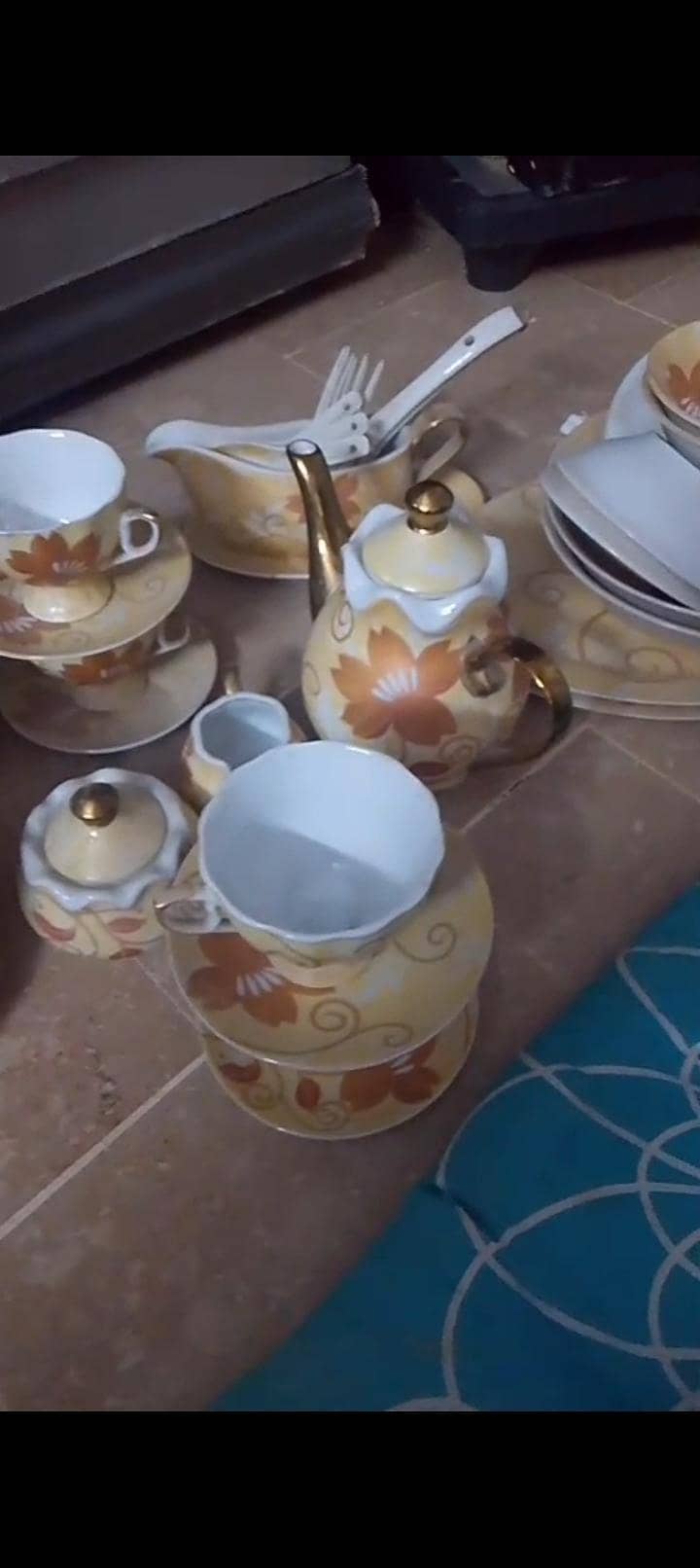 Dinner set 4