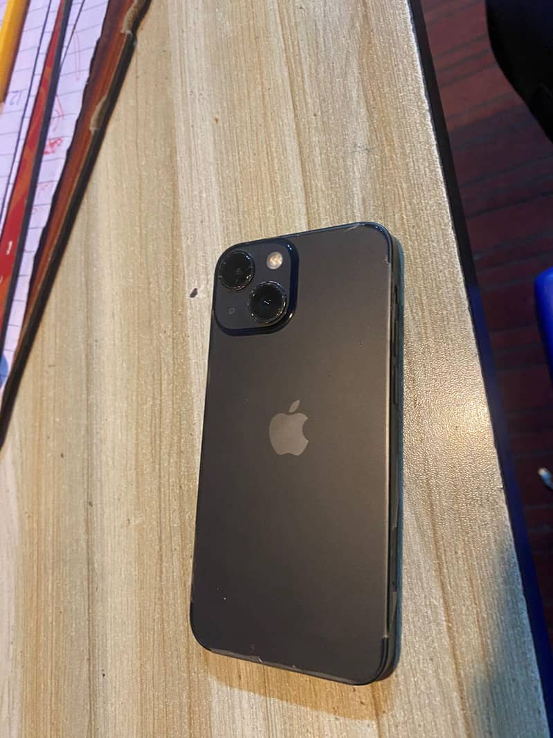 Apple iPhone 13 mini 3