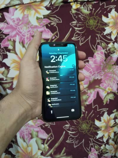 Apple iPhone XR