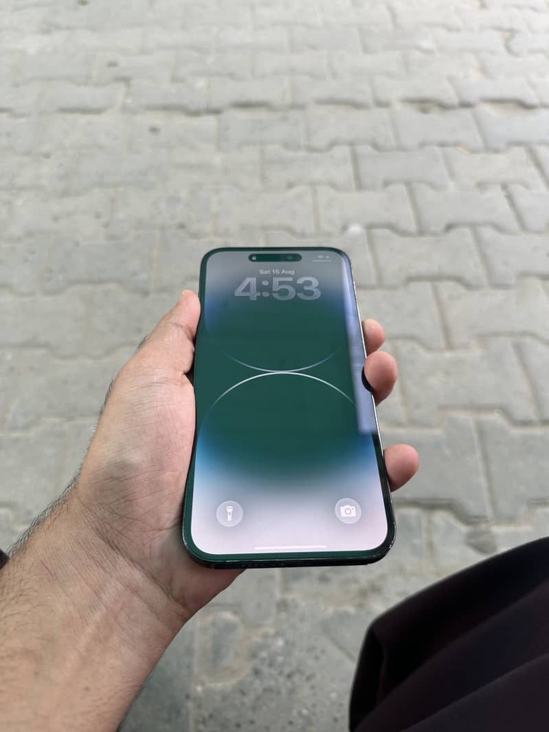 Apple iPhone 14 Pro Max 3