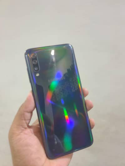 Samsung A70 128gb Exchange phone