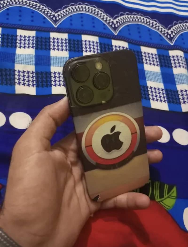Apple iPhone 14 Pro 2