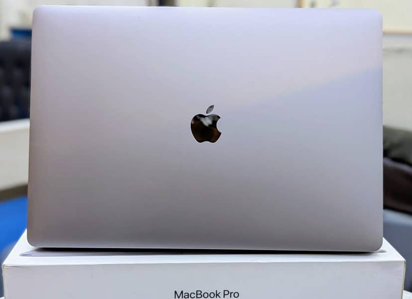 Macbook pro 2017 1