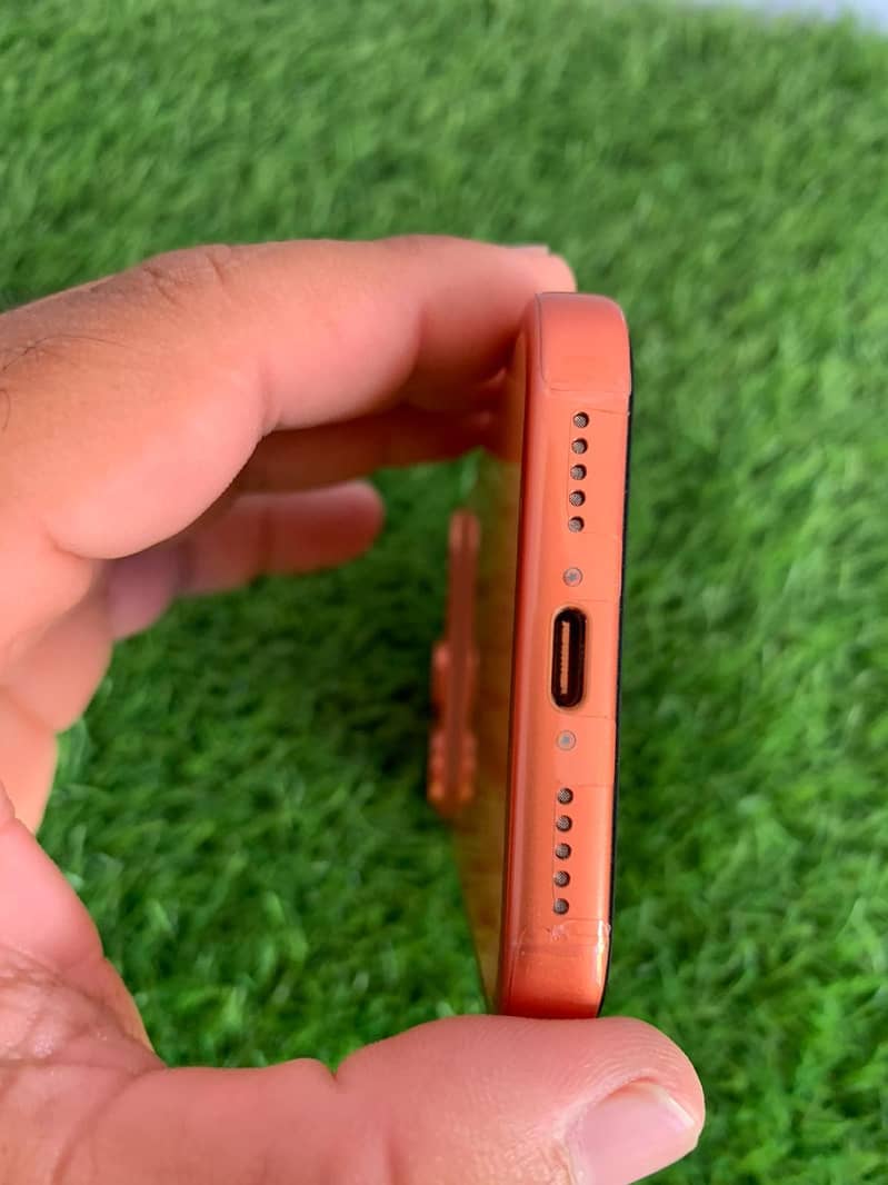 Apple iPhone 17 Pro 4
