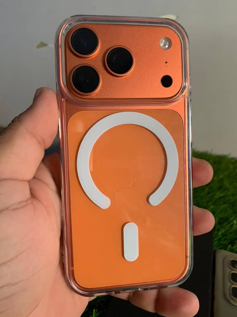Apple iPhone 17 Pro 8