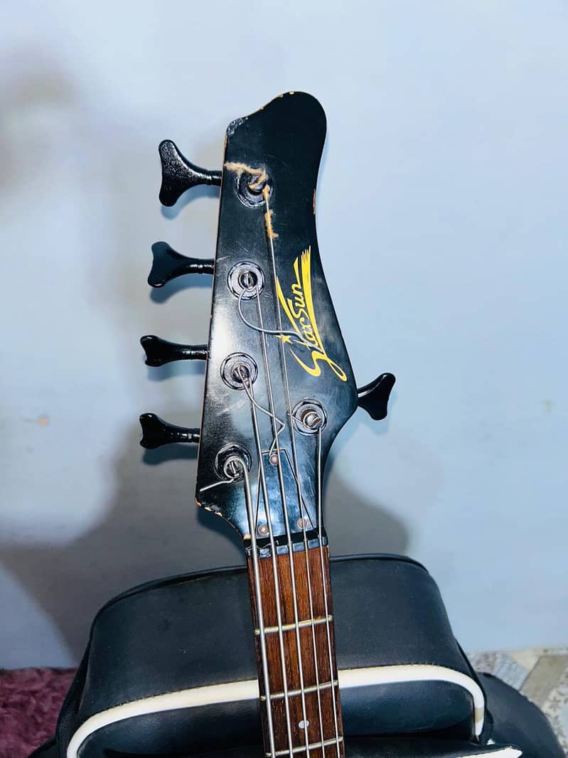 basse guitar 4