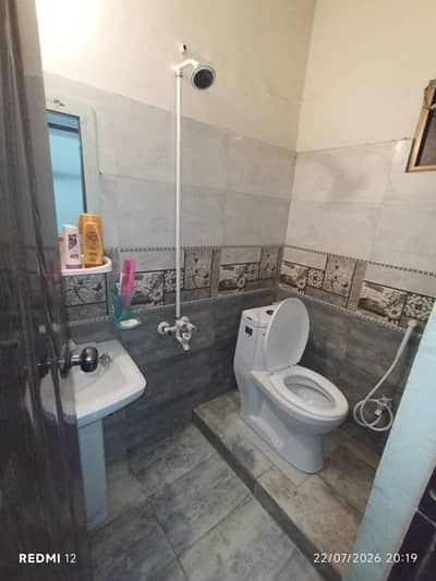 2 BED D/D BEAUTIFUL FLAT FOR SALE IN BLOCK 16, GULSHAN E IQBAL
