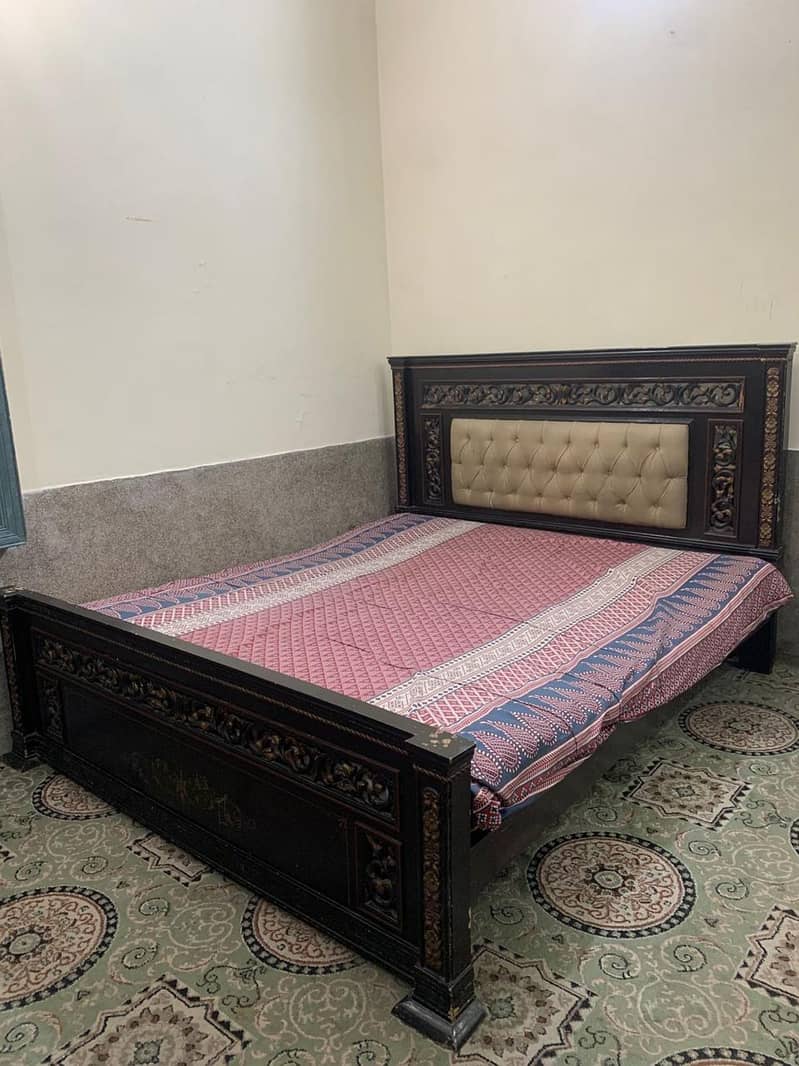 king size bed 1