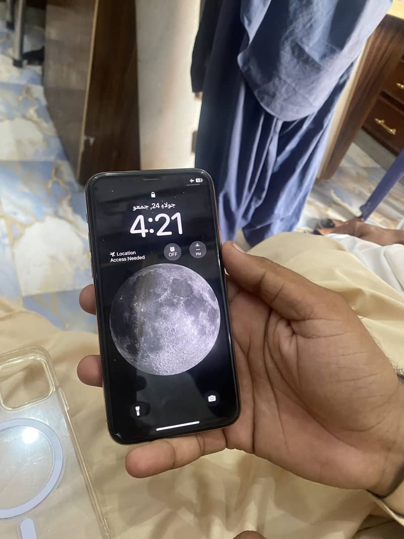 Apple iPhone 11 Pro 3