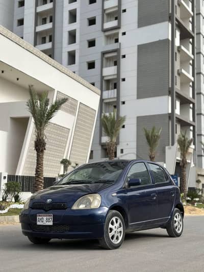 Toyota Vitz 2001