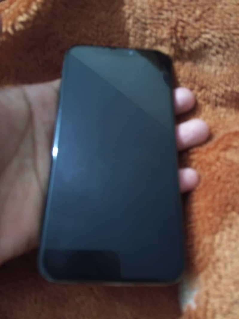 Apple iPhone X 4
