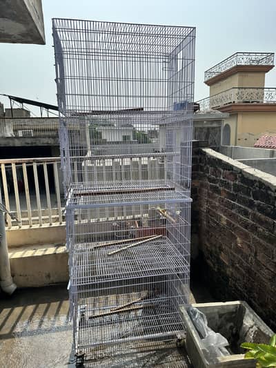 4 portion birds cage.
