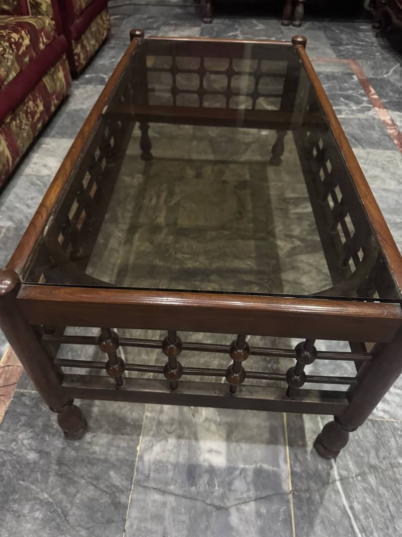 4 Sofa with 3 table 5