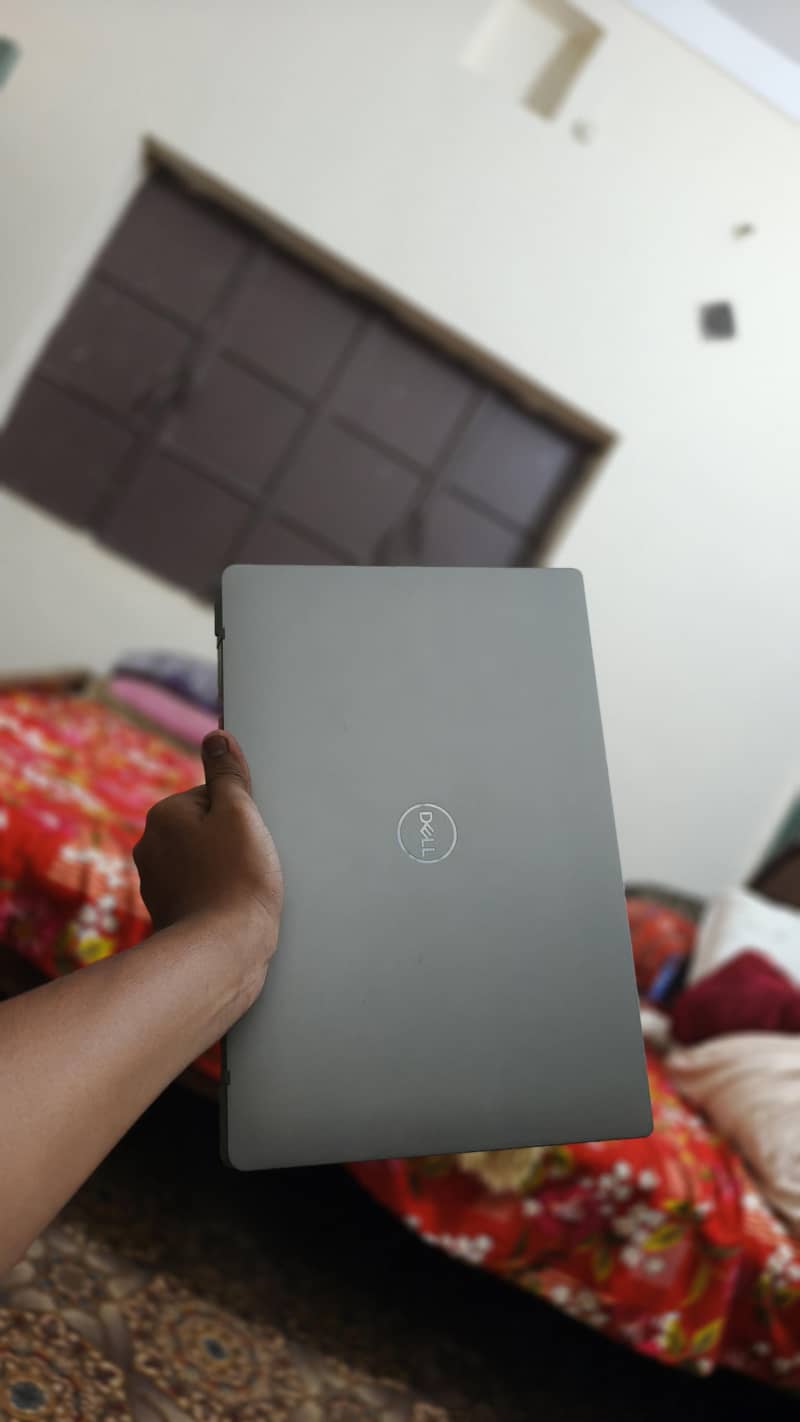 laptop 0
