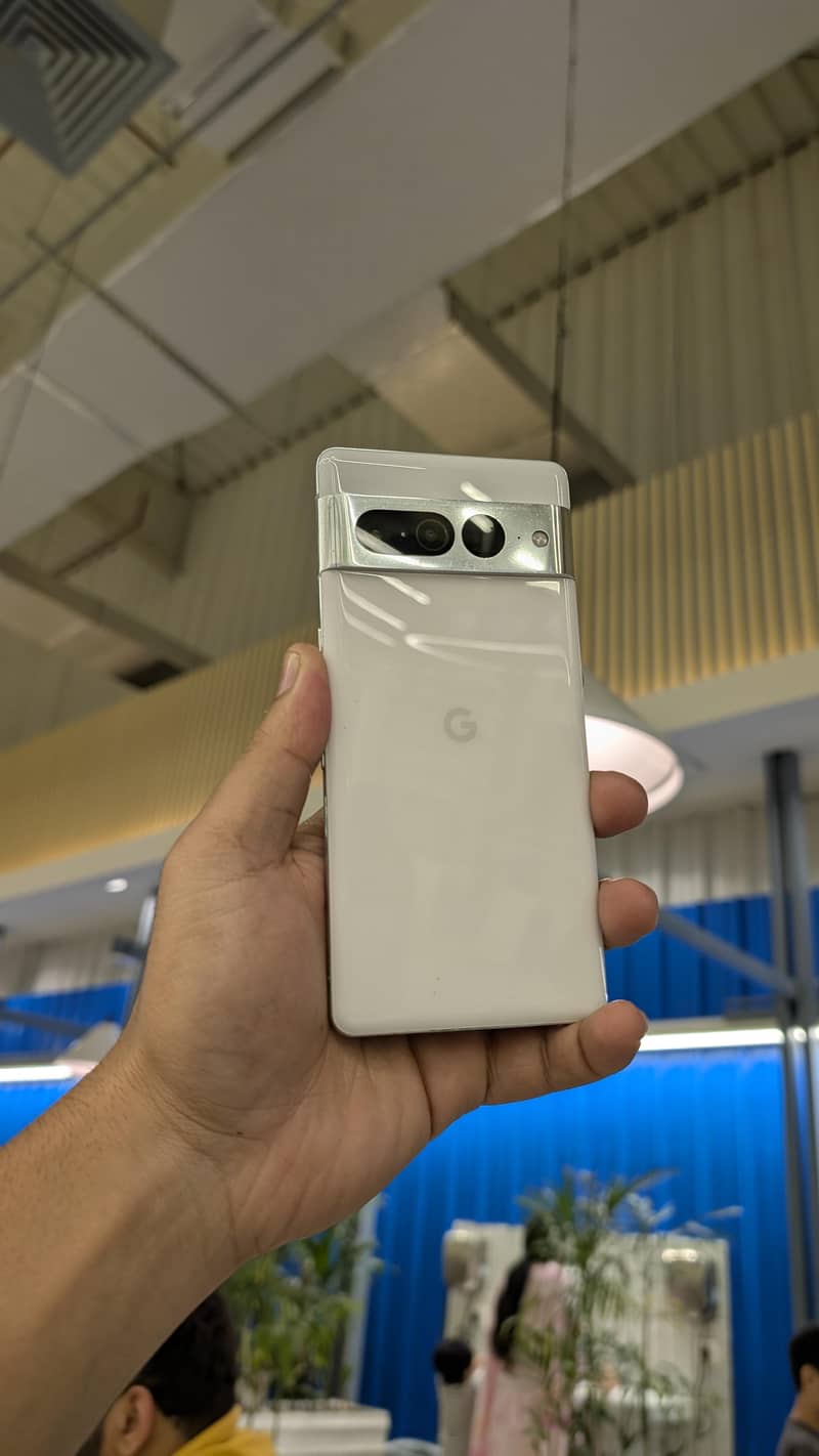 Google Pixel 7 Pro 8