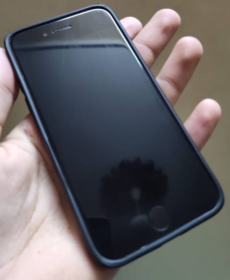 Apple iPhone SE 2020 2