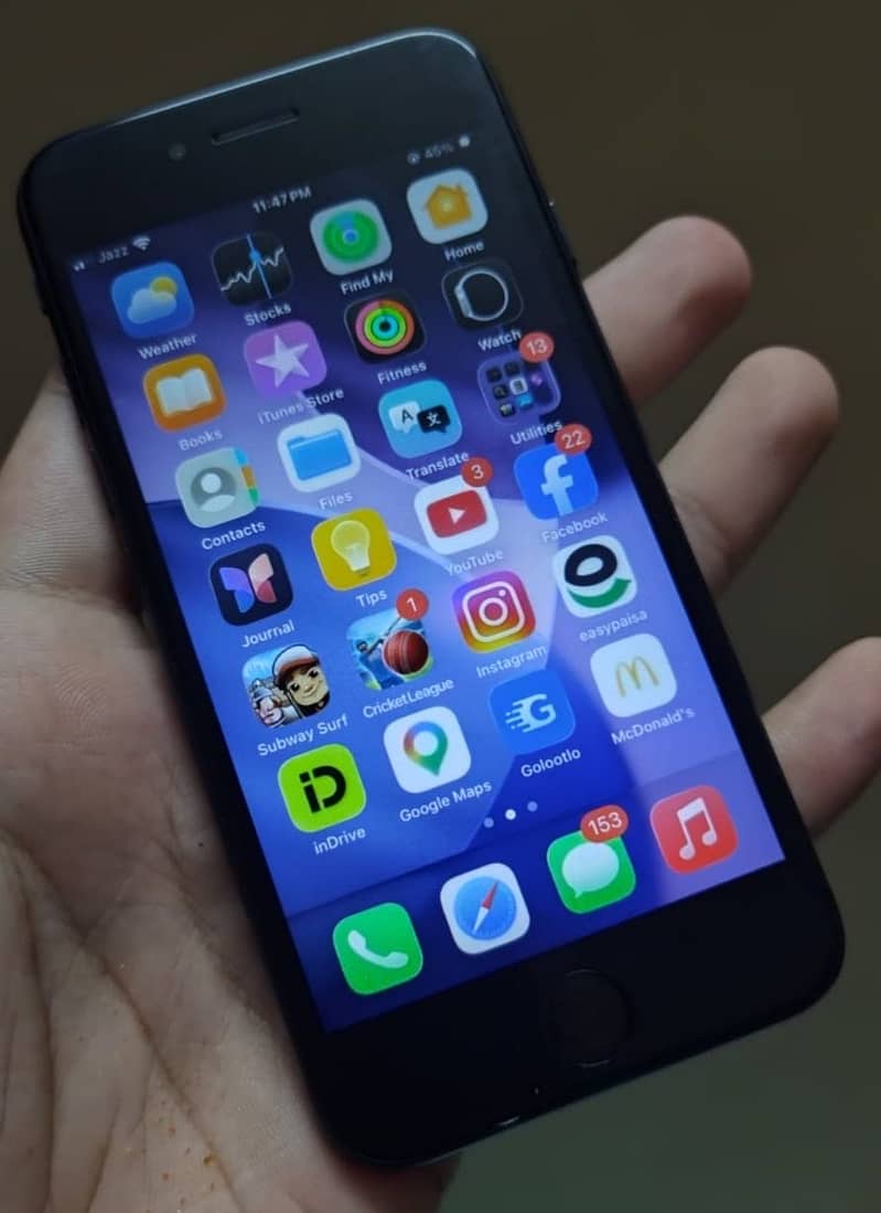Apple iPhone SE 2020 4