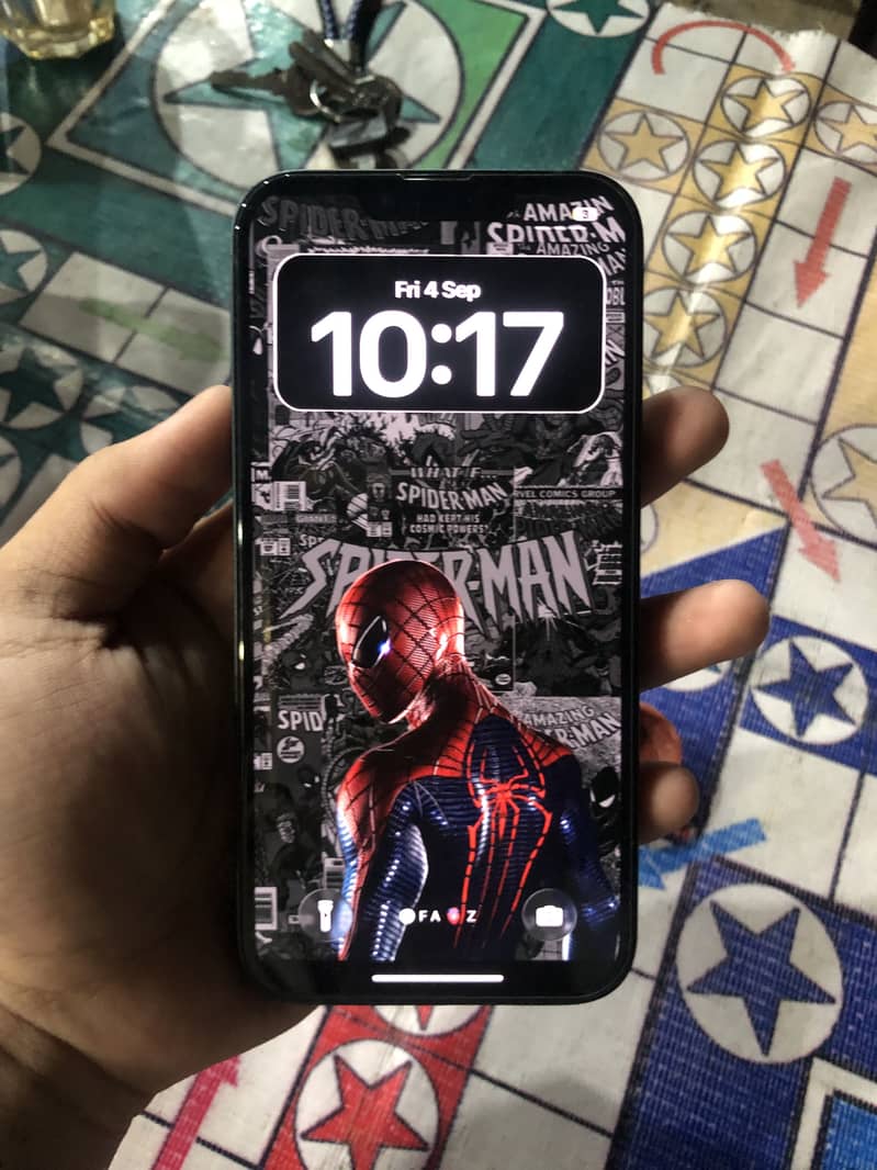 Apple iPhone 14 13