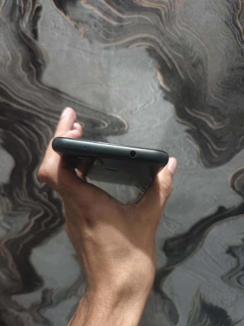 Google Pixel 5a 4