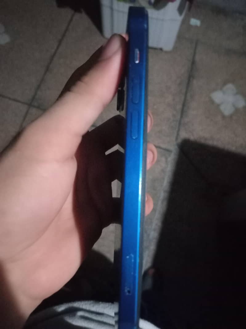 Iphone 12 3