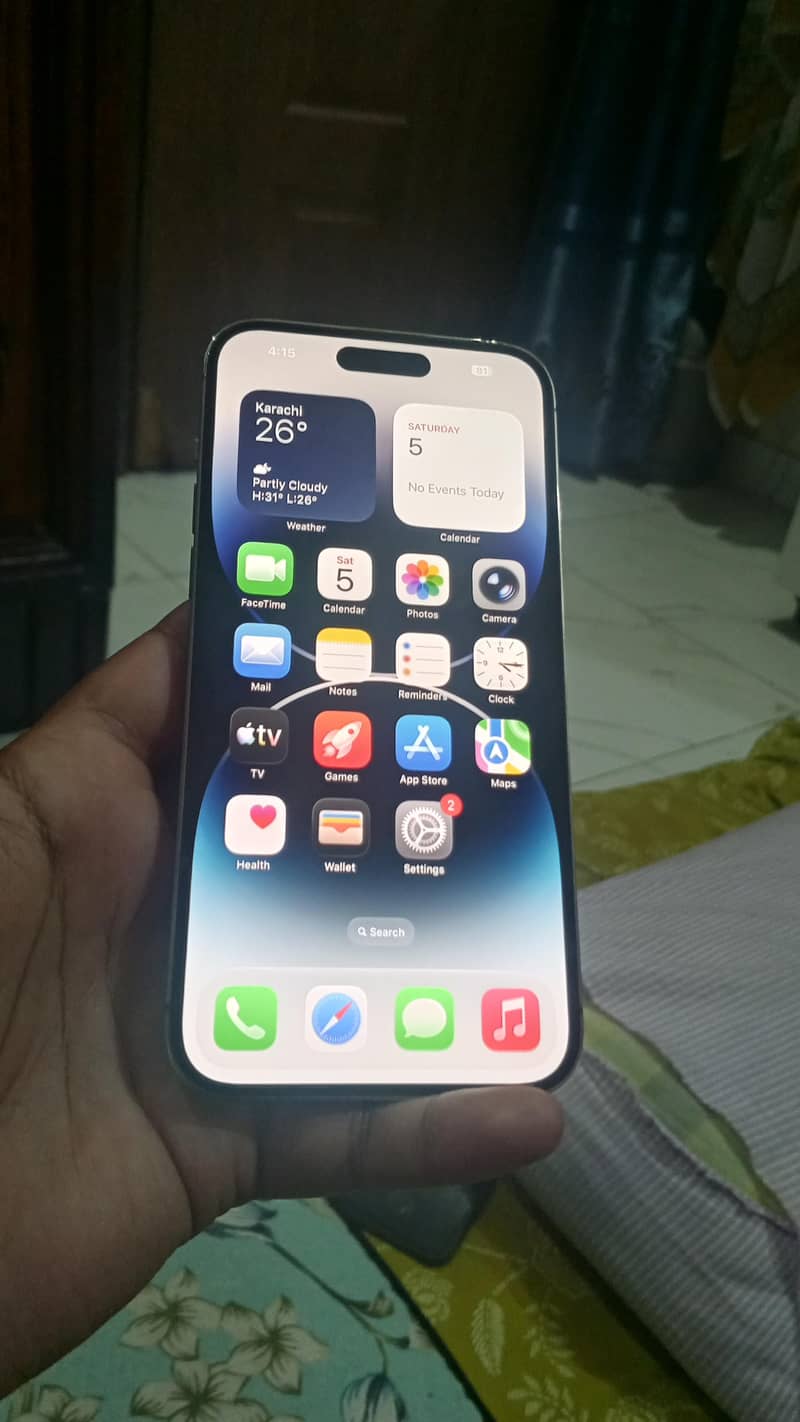 Apple iPhone 14 Pro Max 1