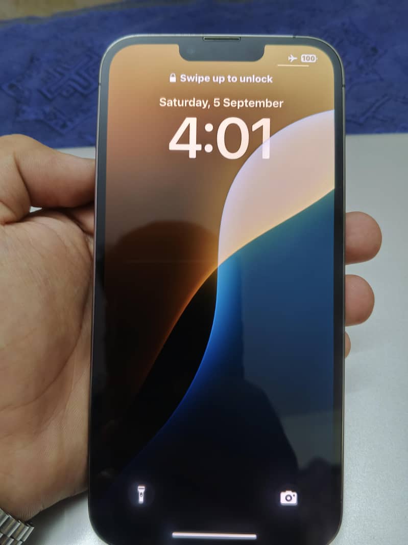 Apple iPhone 13 Pro Max 4