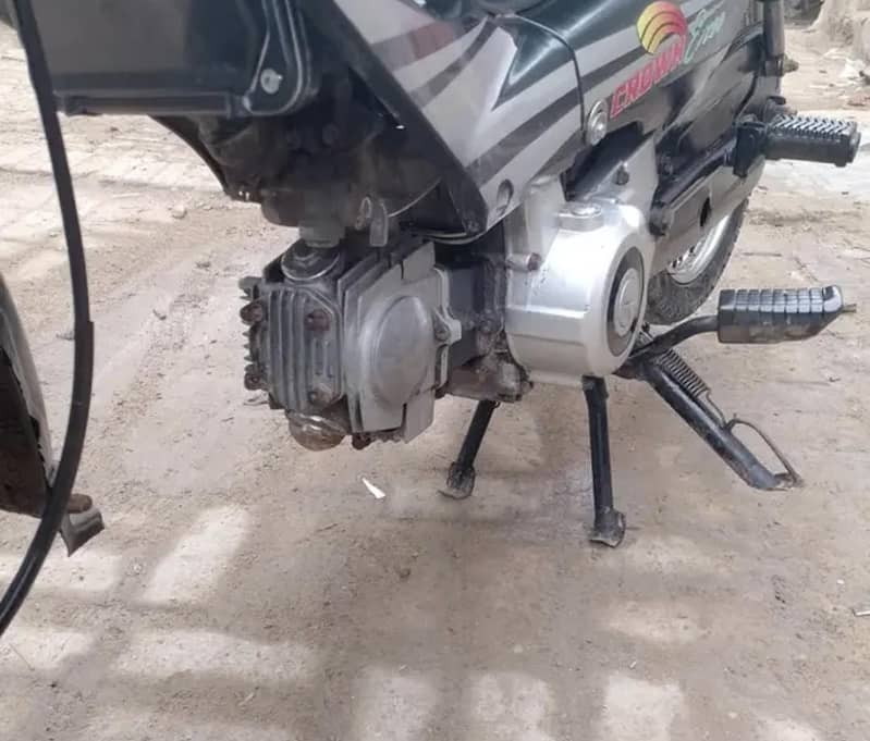 crown Scooty Automatic 2