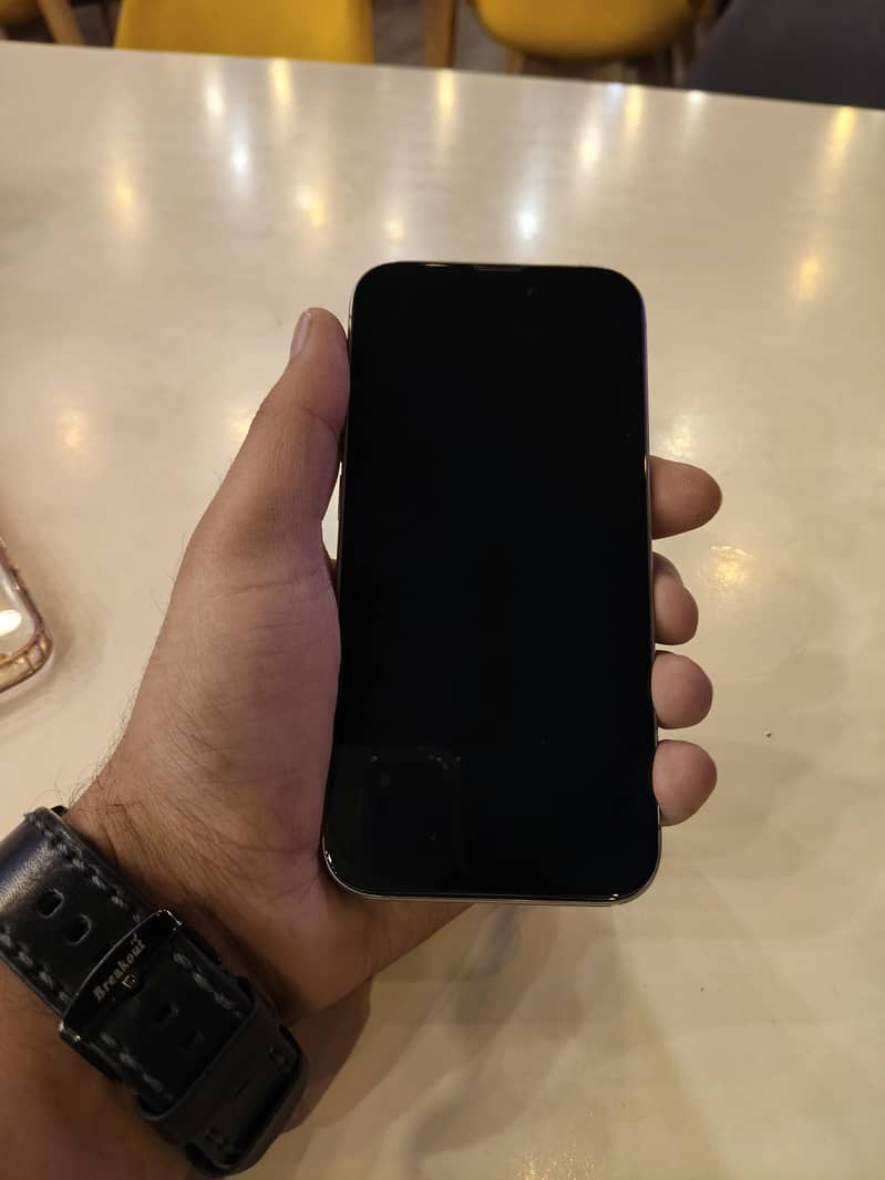 Apple iPhone 15 Pro 5