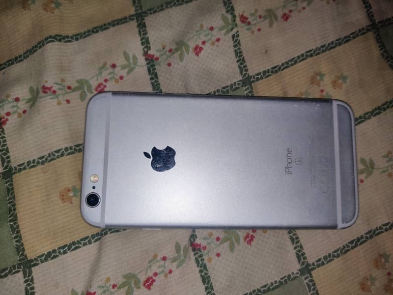 Apple iPhone 6S 4
