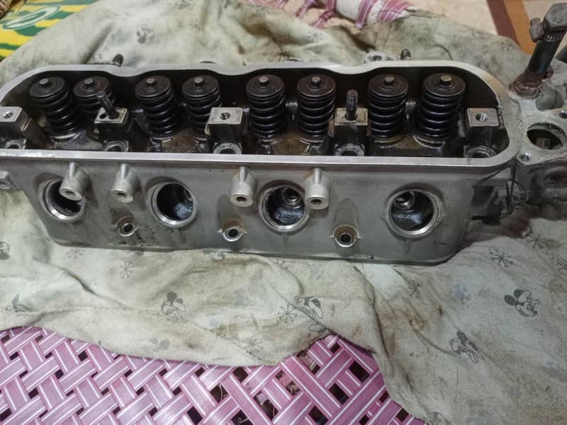 3y engine Head 4