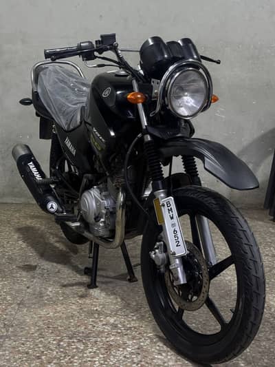 Yamaha ybr125g 2016 model ( japniess model )