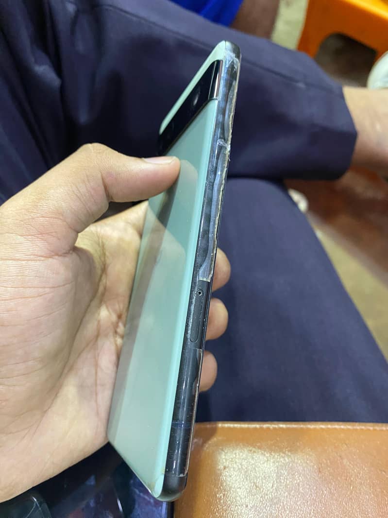 Google Pixel 6a in mind condition 1