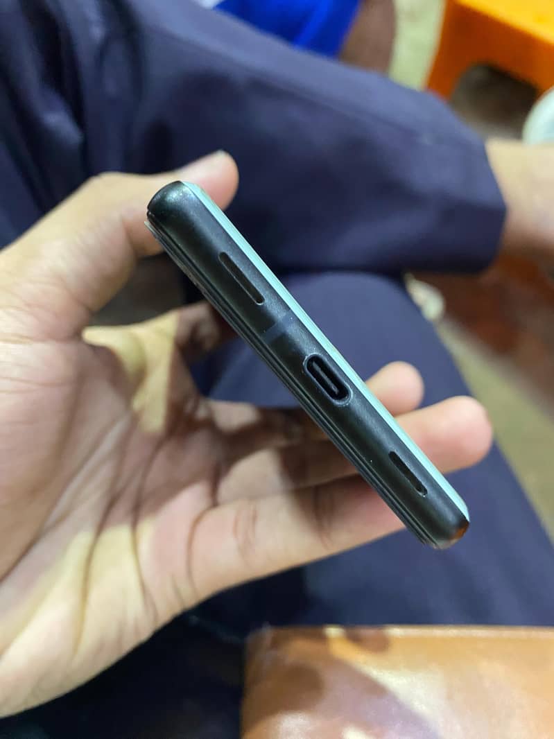 Google Pixel 6a in mind condition 4
