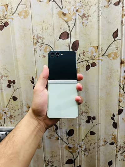 Samsung Mobile Z Fold 5 256 Gb