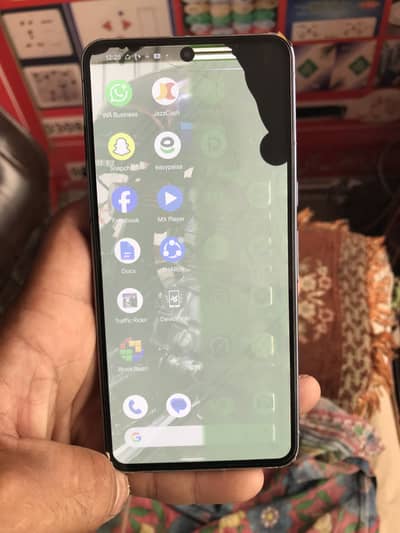 Google Pixel 8 Pro need panel  range 15k