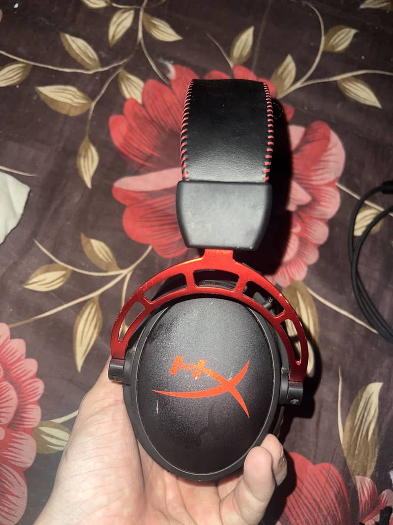 Hyper x cloud alpha  Headset 10/ 9.8 1