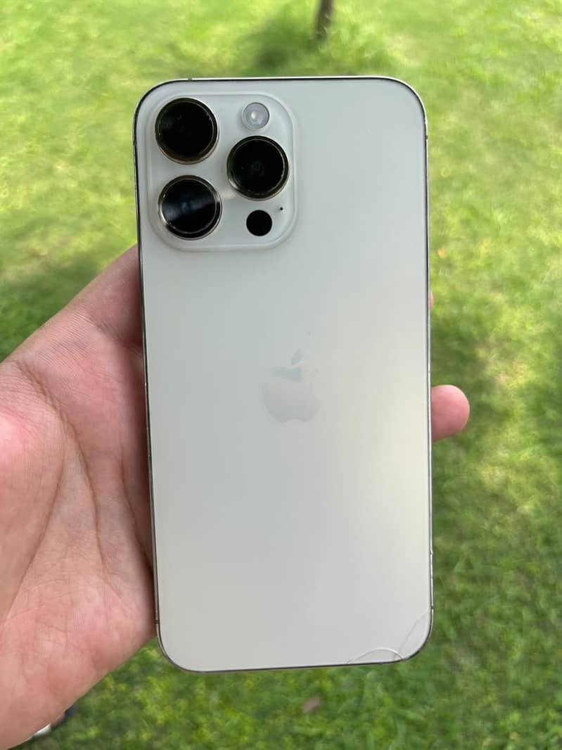 Apple iPhone 14 Pro Max 0