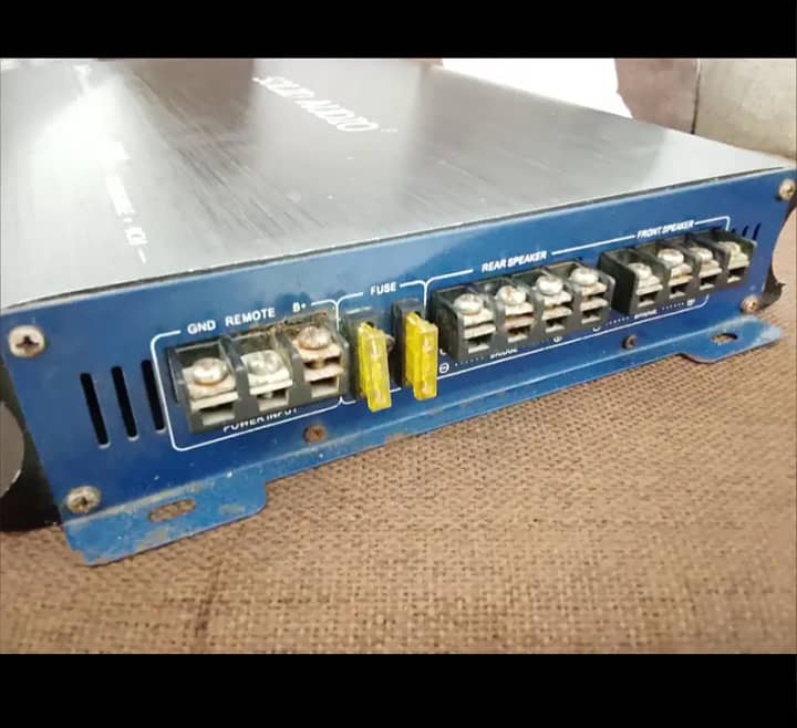 Amplifier solid audio 4