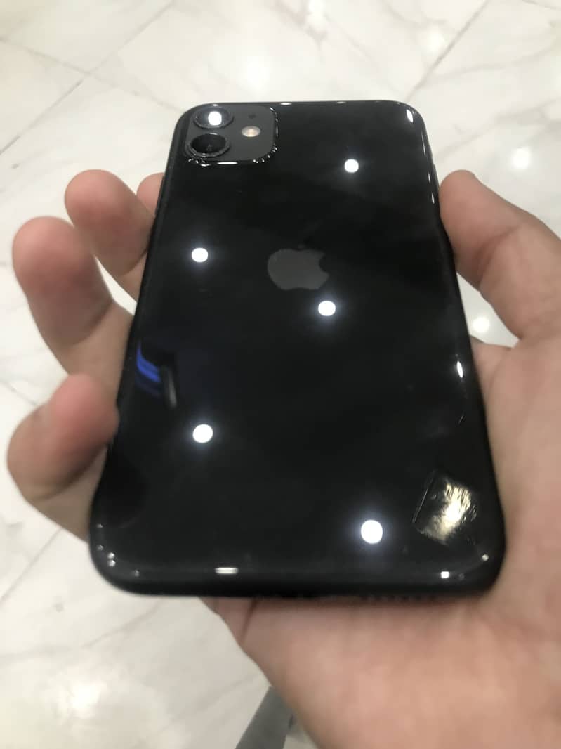 Apple iPhone 11 0