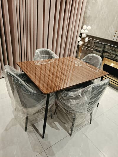 Brand New Modern 4 seater DIning Set